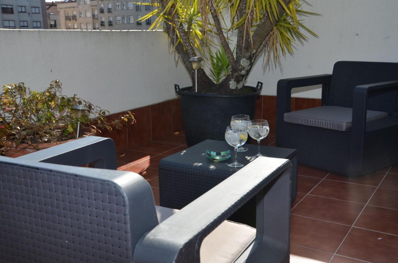 el oasis del centro Pontevedra Exterior foto